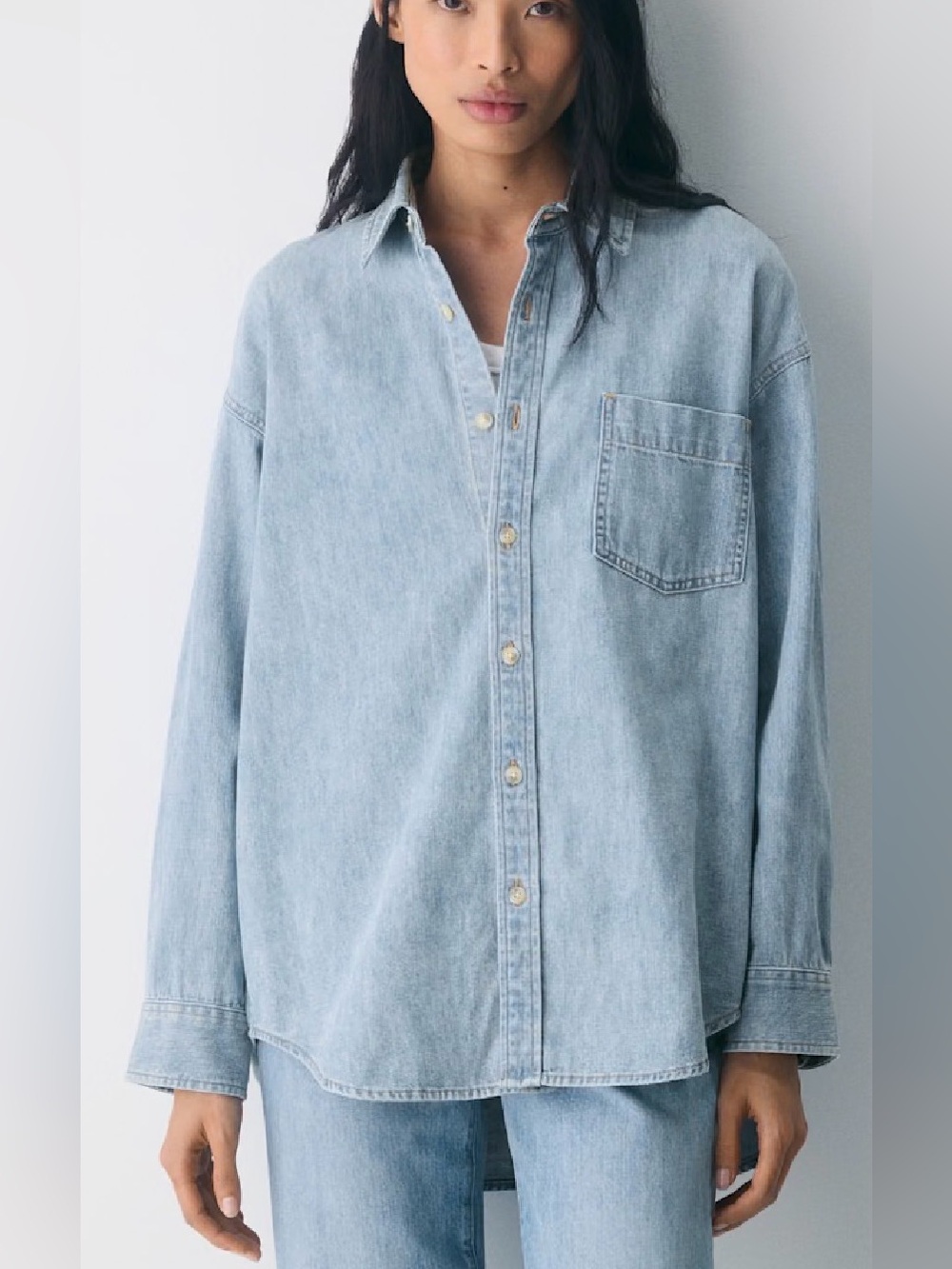 Aritzia Denim Forum The '80s Comfy Denim Shirt Small